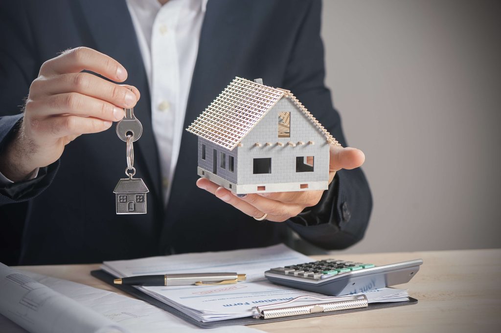 découvrez les services de notre agence immobilière à launaguet : accompagnement personnalisé pour l'achat, la vente et la location de biens. profitez de notre expertise locale pour réaliser vos projets immobiliers en toute sérénité.